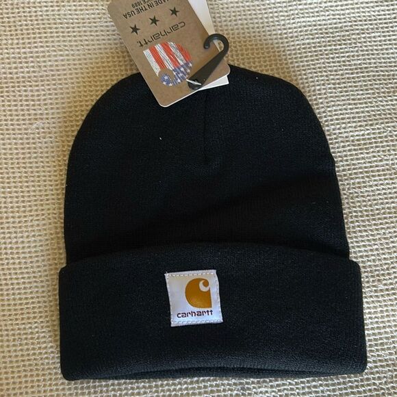 Carhartt Black Knit Hat/Beanie with Logo Patch one size NWT - Picture 2 of 6